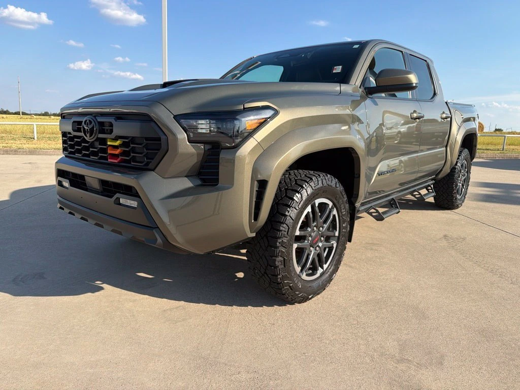 2024 Toyota Tacoma TRD Sport 4WD Double Cab Long Bed's photo