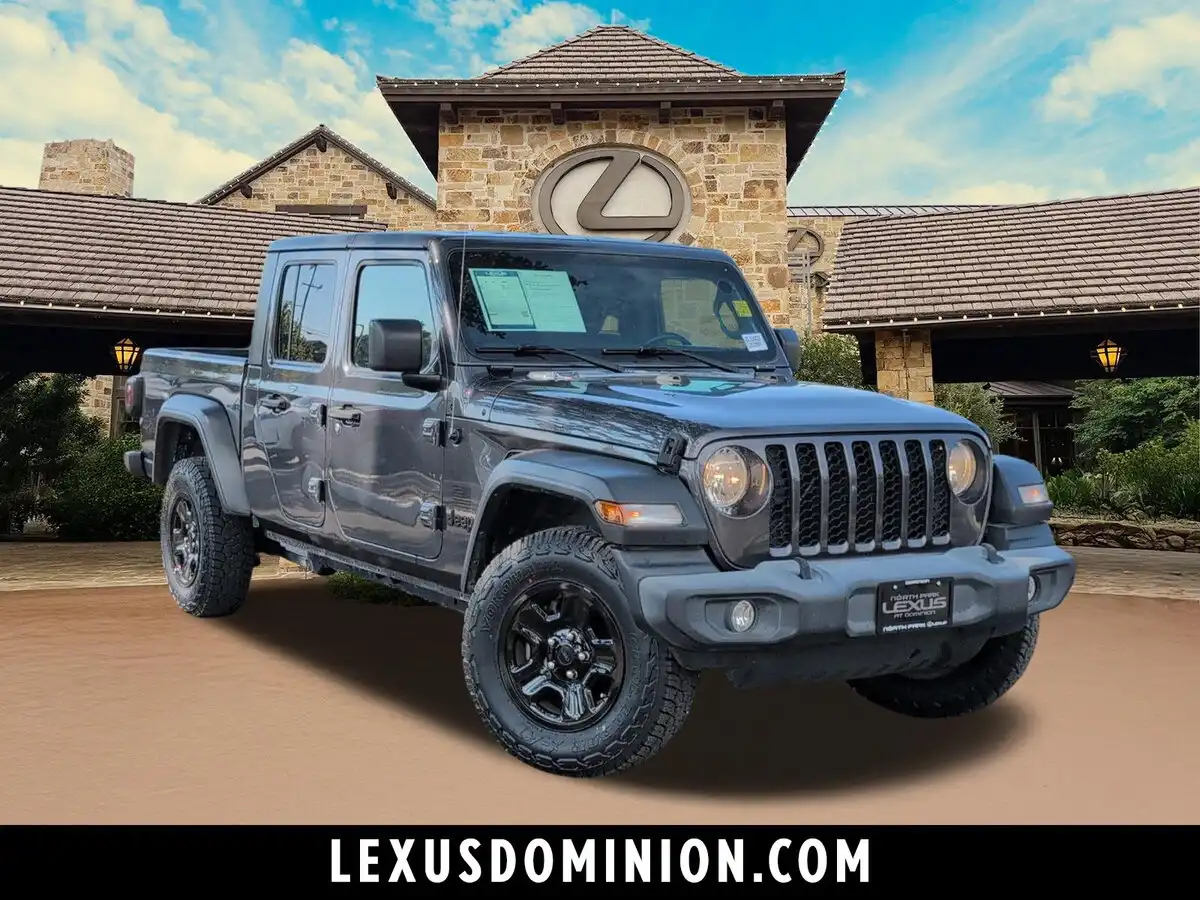 2021 Jeep Gladiator Sport's photo