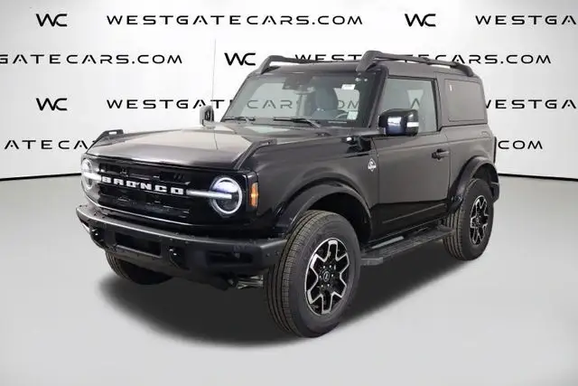 2021 Ford Bronco Outer Banks 4x4 photo 1