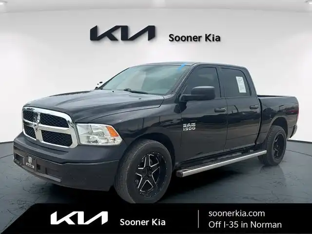 2017 RAM 1500 Tradesman Crew Cab 5'7's photo