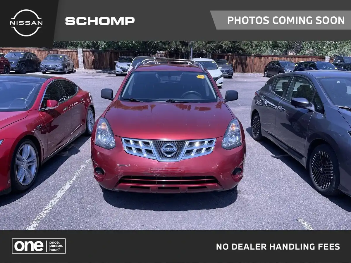 2014 Nissan Rogue Select S AWD's photo