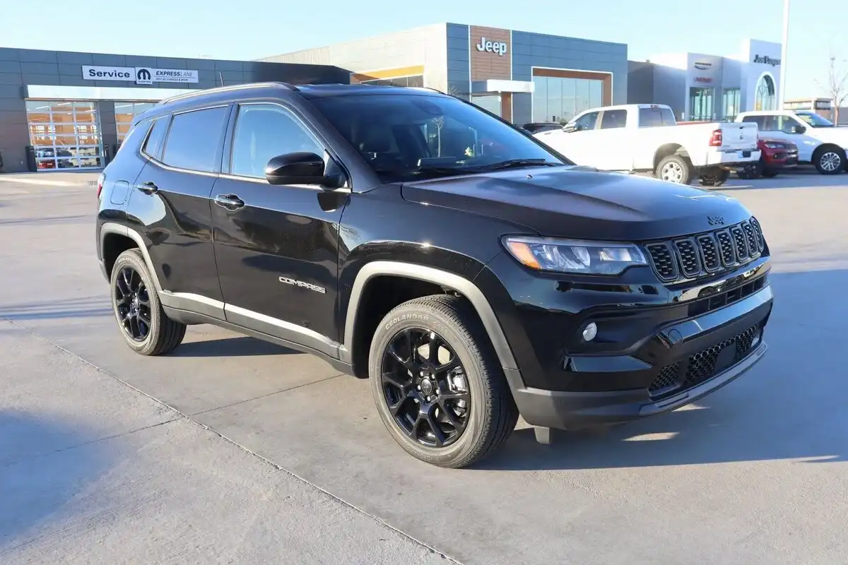 2026 Jeep Compass Altitude 4X4's photo