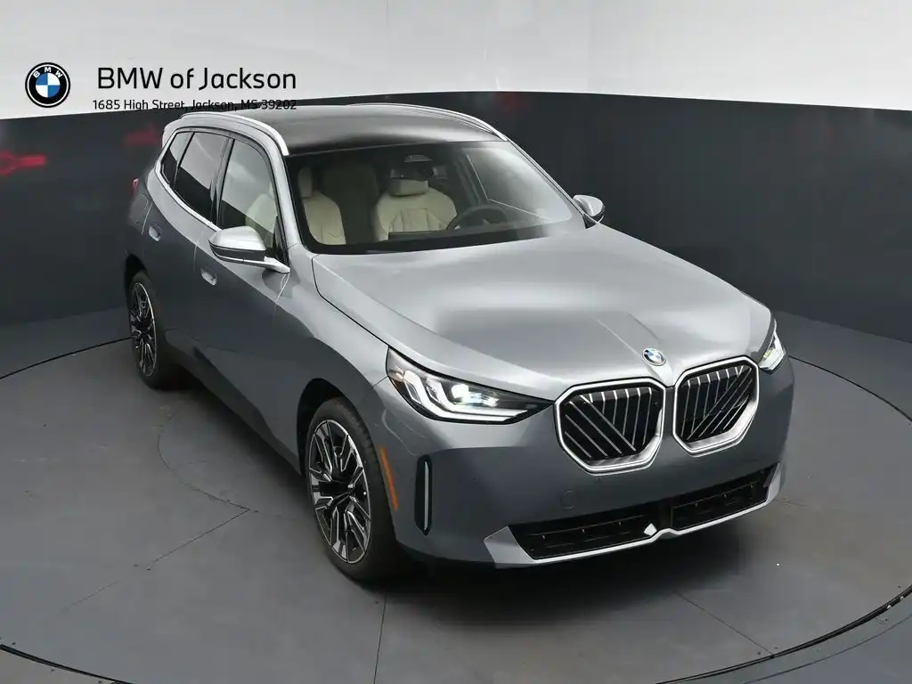 2026 BMW X3 30 XDRIVE's photo
