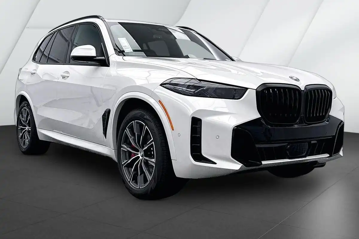 2026 BMW X5 xDrive50e's photo