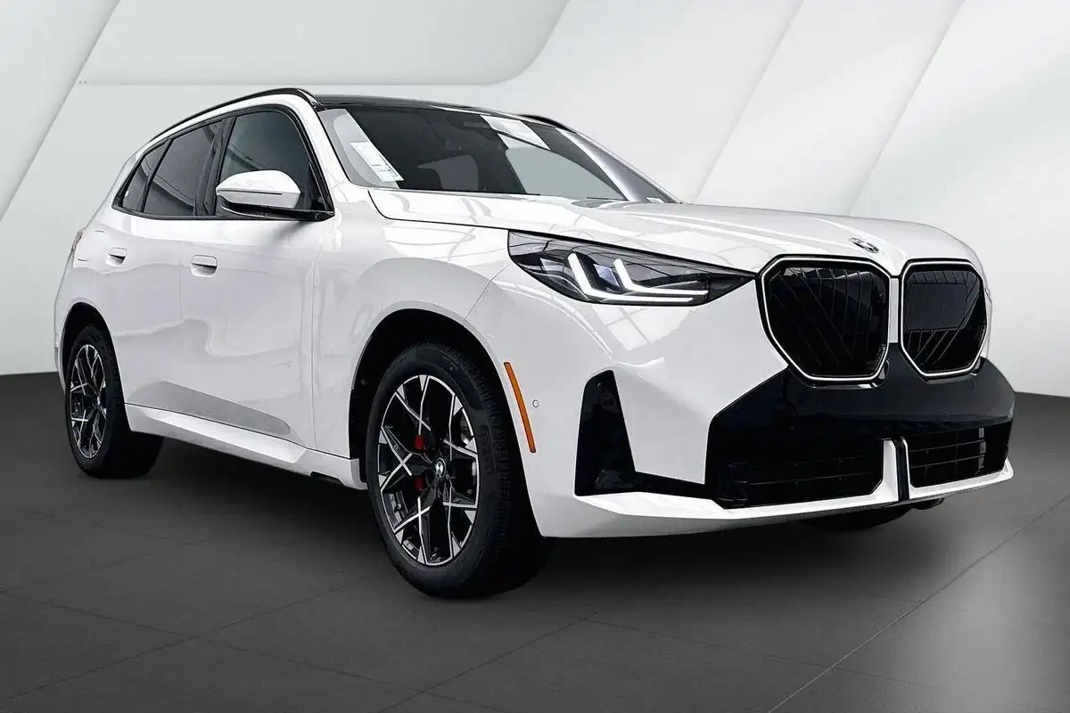 2026 BMW X3 30 XDRIVE's photo