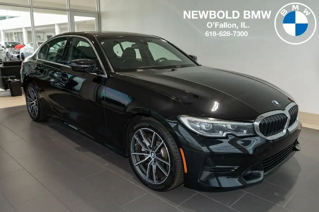 2021 BMW 3 Series 330i xDrive Sedan's photo
