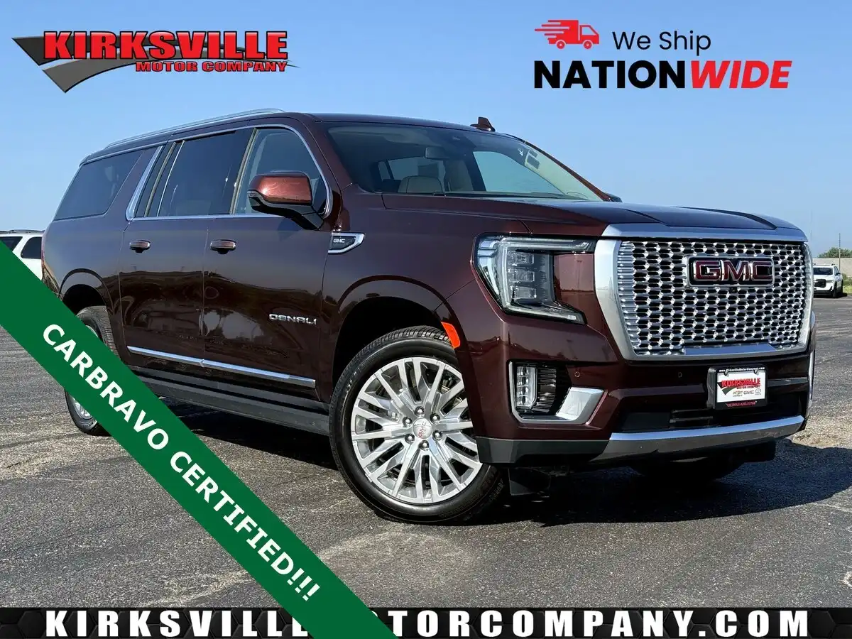 2023 GMC Yukon Denali AWD's photo