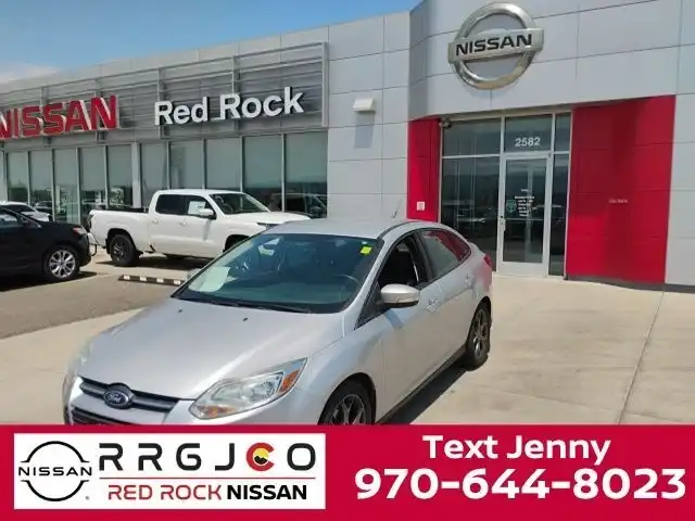 2013 Ford Focus Sedan SE's photo