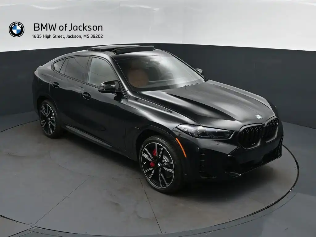 2027 BMW X6 M60i's photo