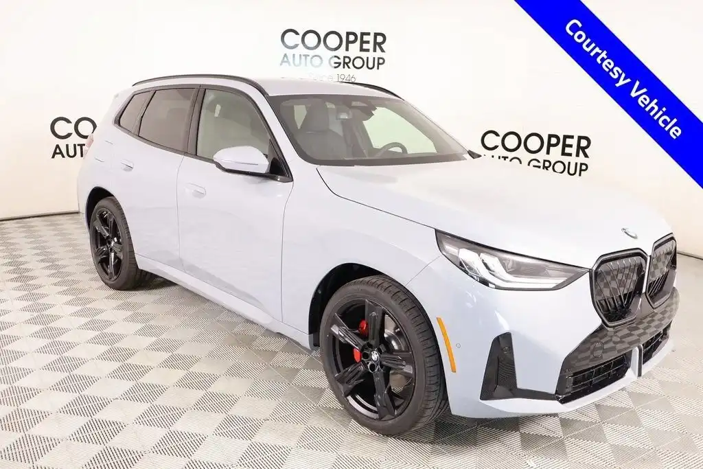 2026 BMW X3 30 XDRIVE's photo