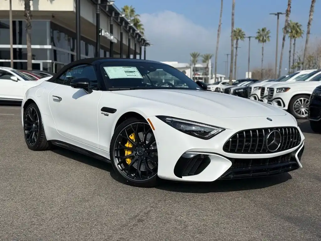 2026 Mercedes-Benz SL Mercedes-AMG SL 55 4MATIC+'s photo