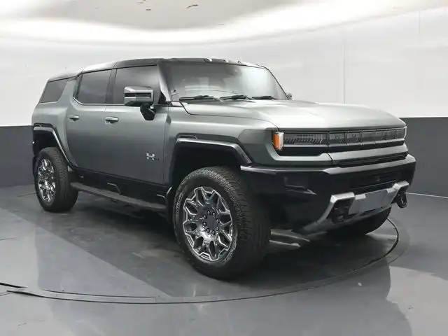 2024 GMC Hummer EV 3X SUV's photo