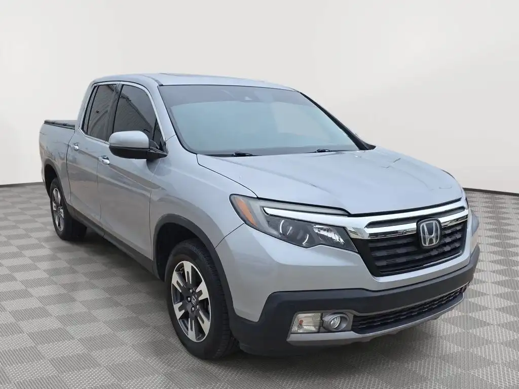 2019 Honda Ridgeline RTL-E AWD's photo
