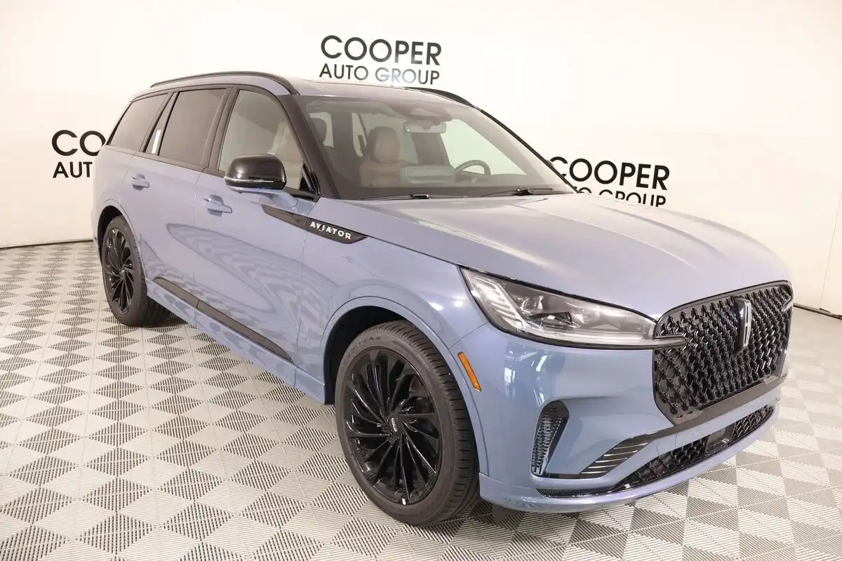 2026 Lincoln Aviator Reserve AWD's photo