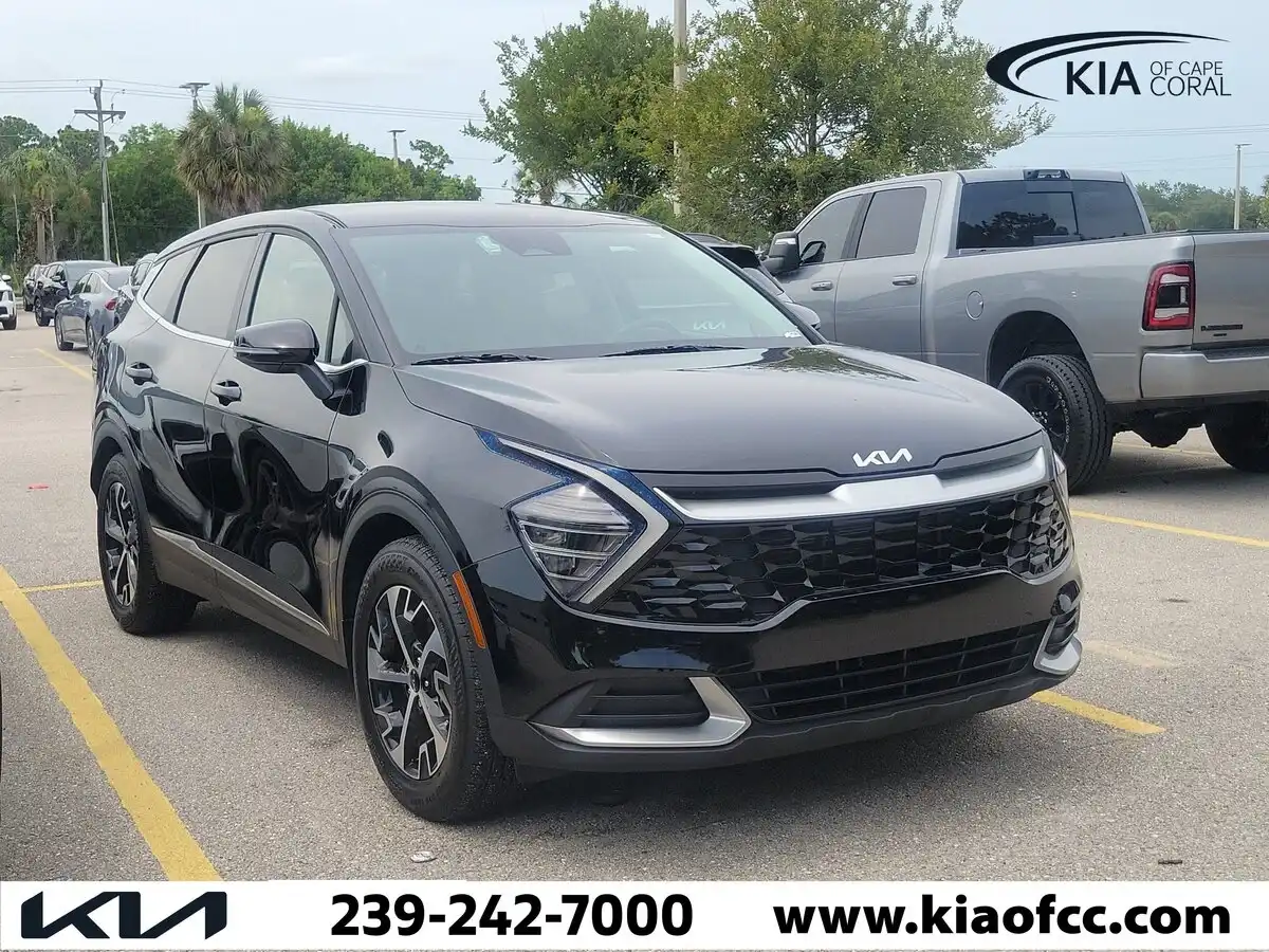 2025 Kia Sportage 2.5 EX AT's photo