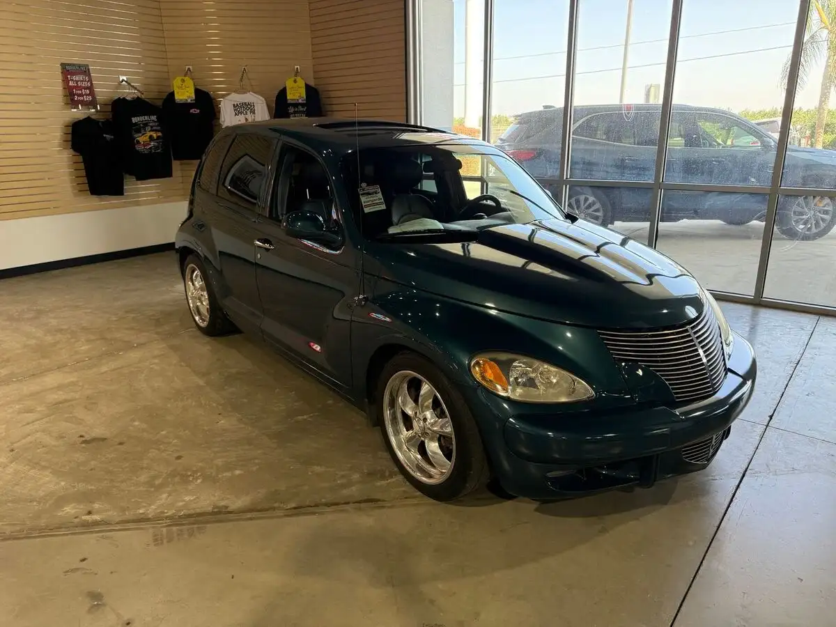 2001 Chrysler PT Cruiser Base's photo