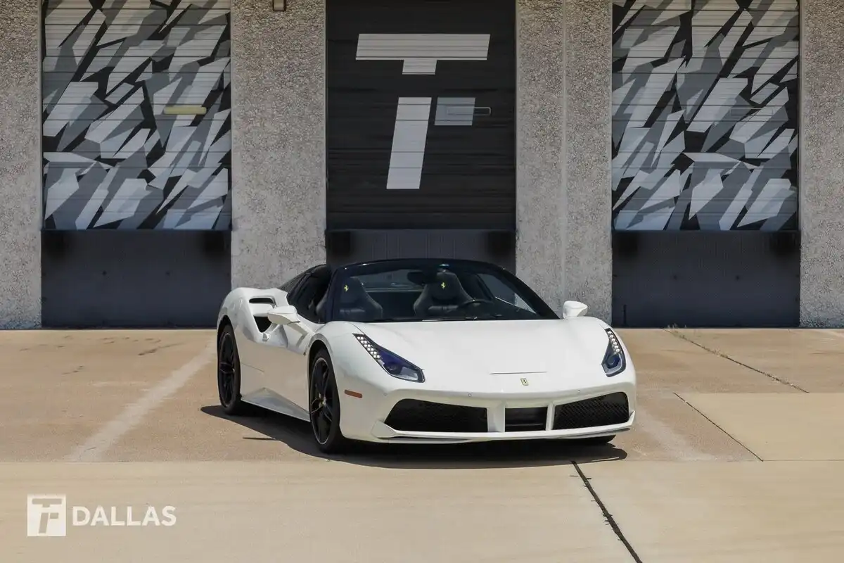 2017 Ferrari 488 Base's photo