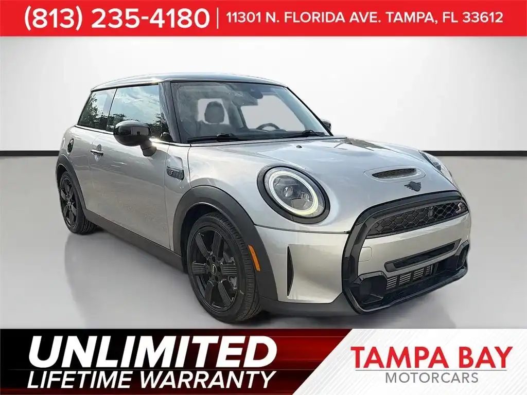 2024 MINI Hardtop Cooper S's photo