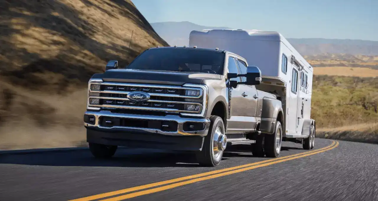 2026 Ford F-600 XLT 4x4 Regular Cab 169-In DRW's photo