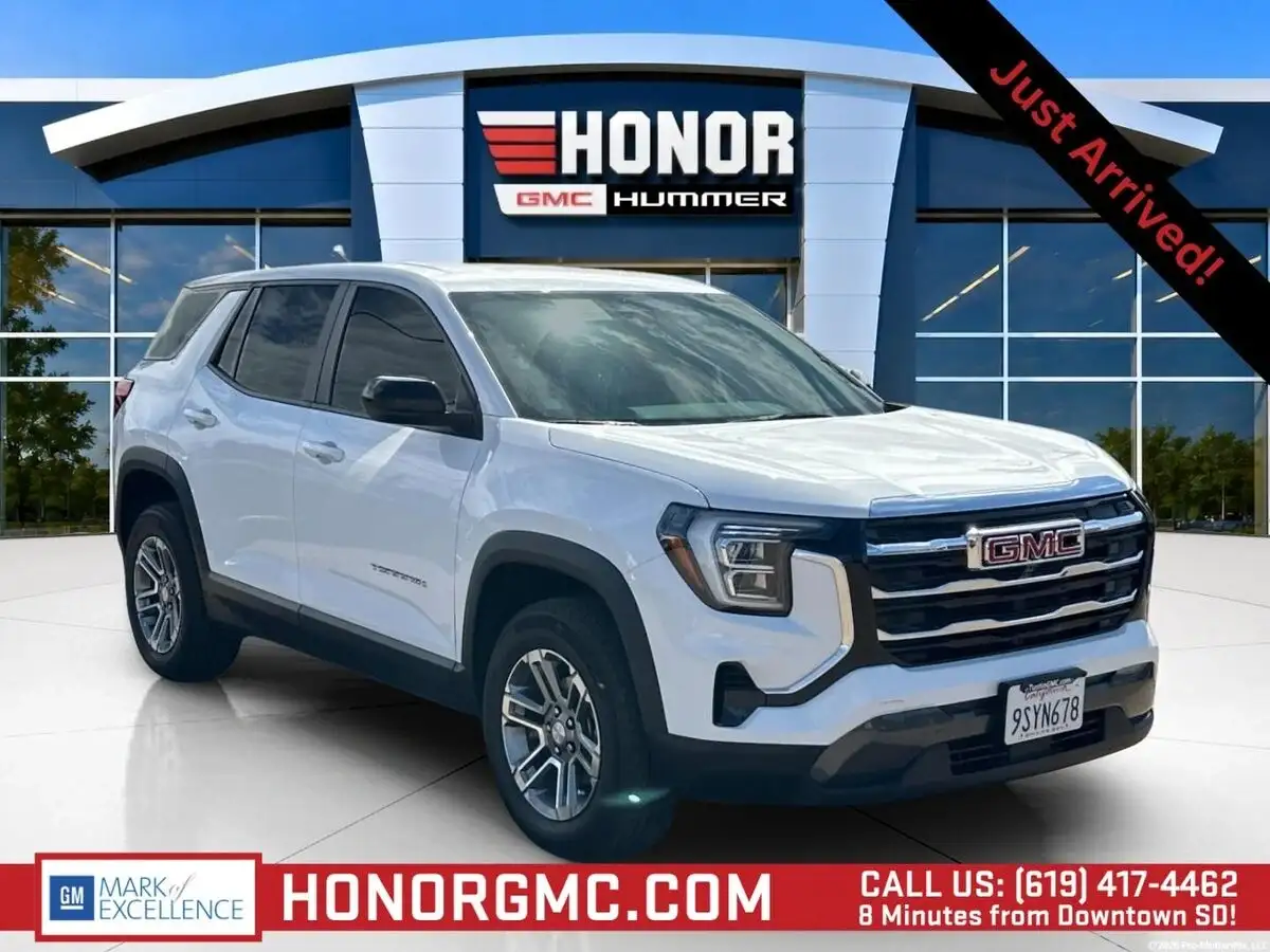 2025 GMC Terrain Elevation AWD's photo