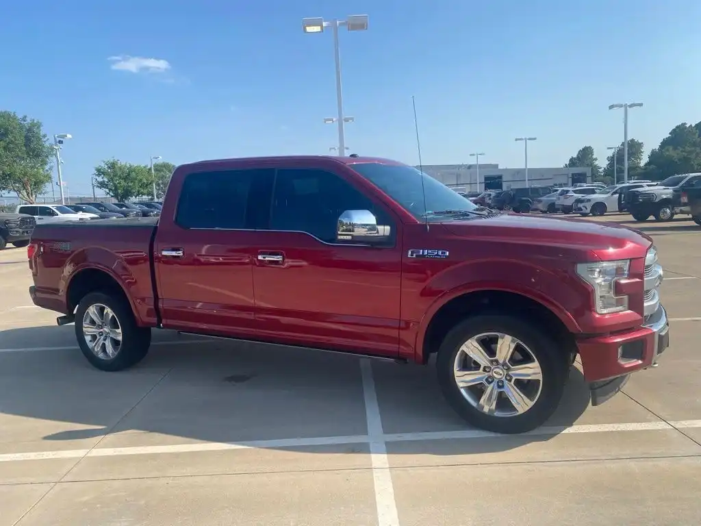 2017 Ford F-150 Platinum 4x4 SuperCrew 5-1/2 Box's photo