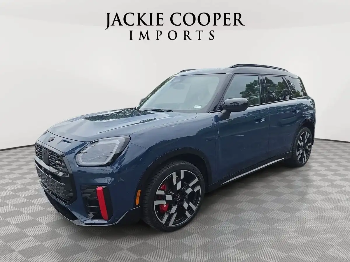 2025 MINI Countryman JCW ALL4's photo
