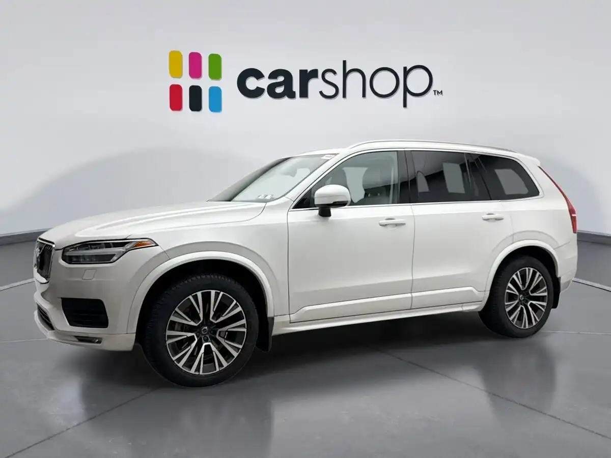 2020 Volvo XC90 T6 Momentum AWD's photo