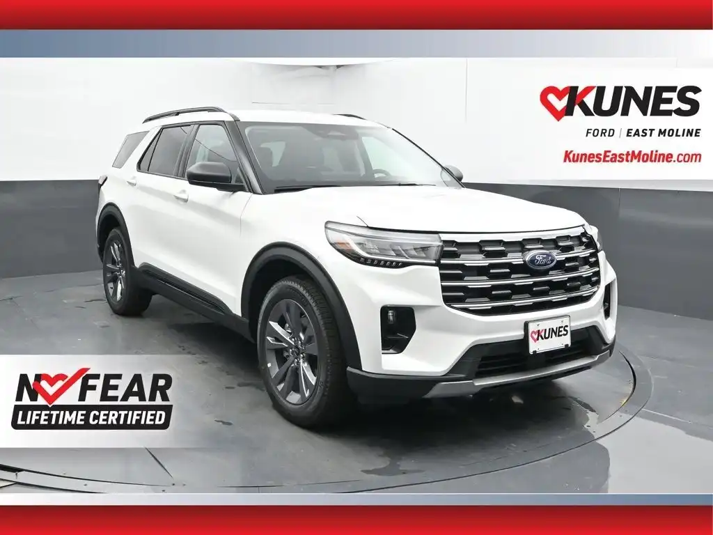 2026 Ford Explorer Active 4WD's photo