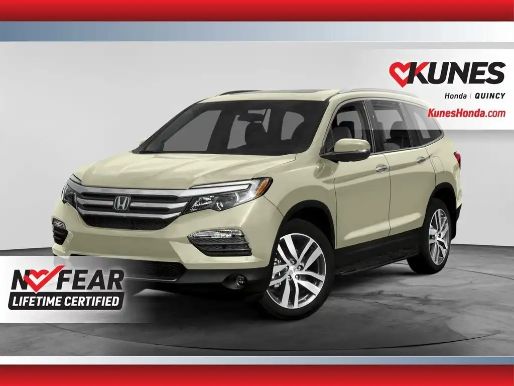 2016 Honda Pilot Touring 4WD's photo