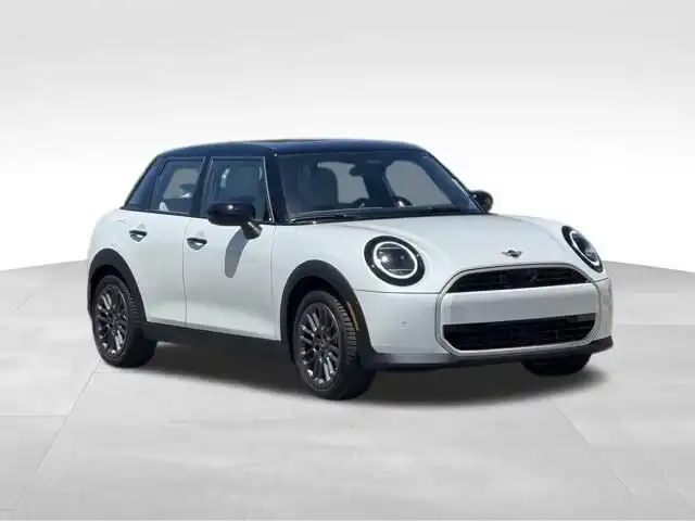 2026 MINI Hardtop's photo