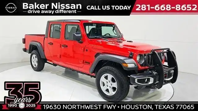 2024 Jeep Gladiator Sport's photo