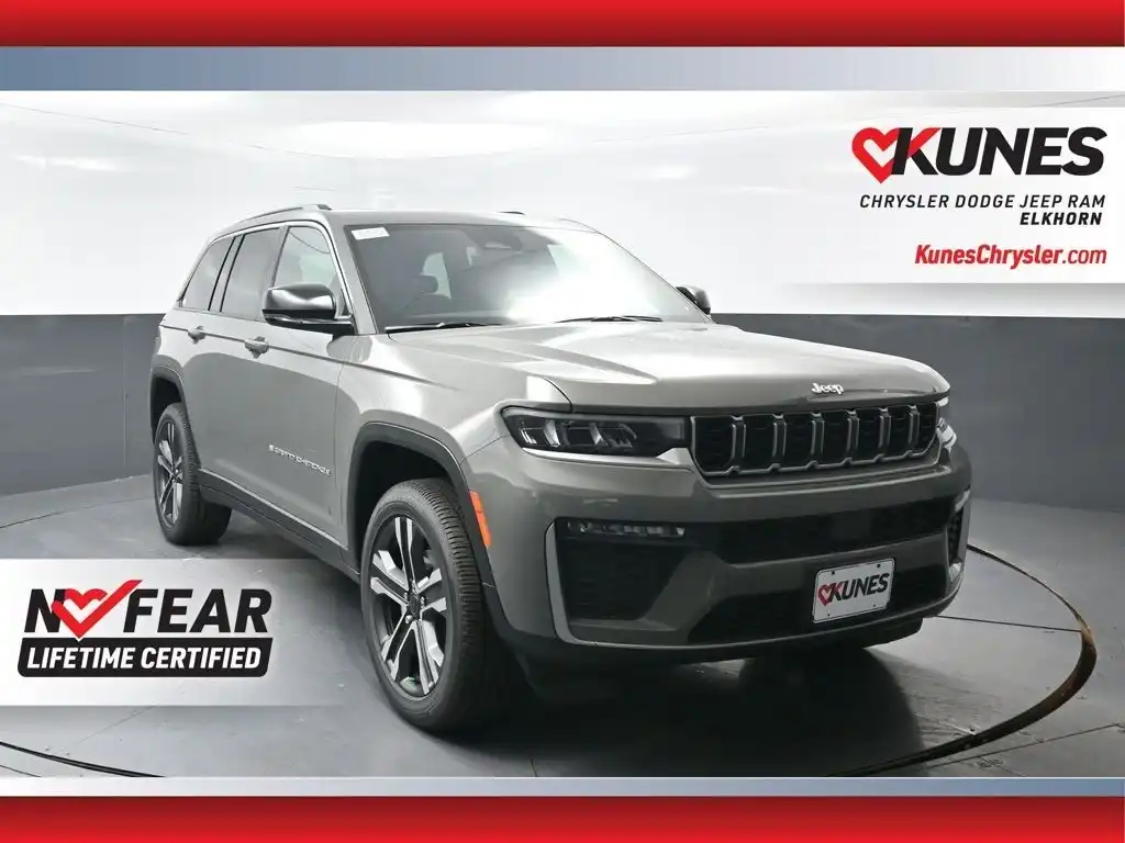 2027 Jeep Grand Cherokee Limited 4WD's photo