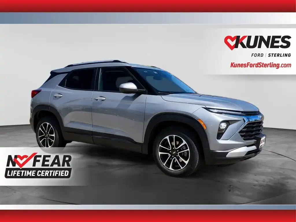 2025 Chevrolet Trailblazer LT's photo