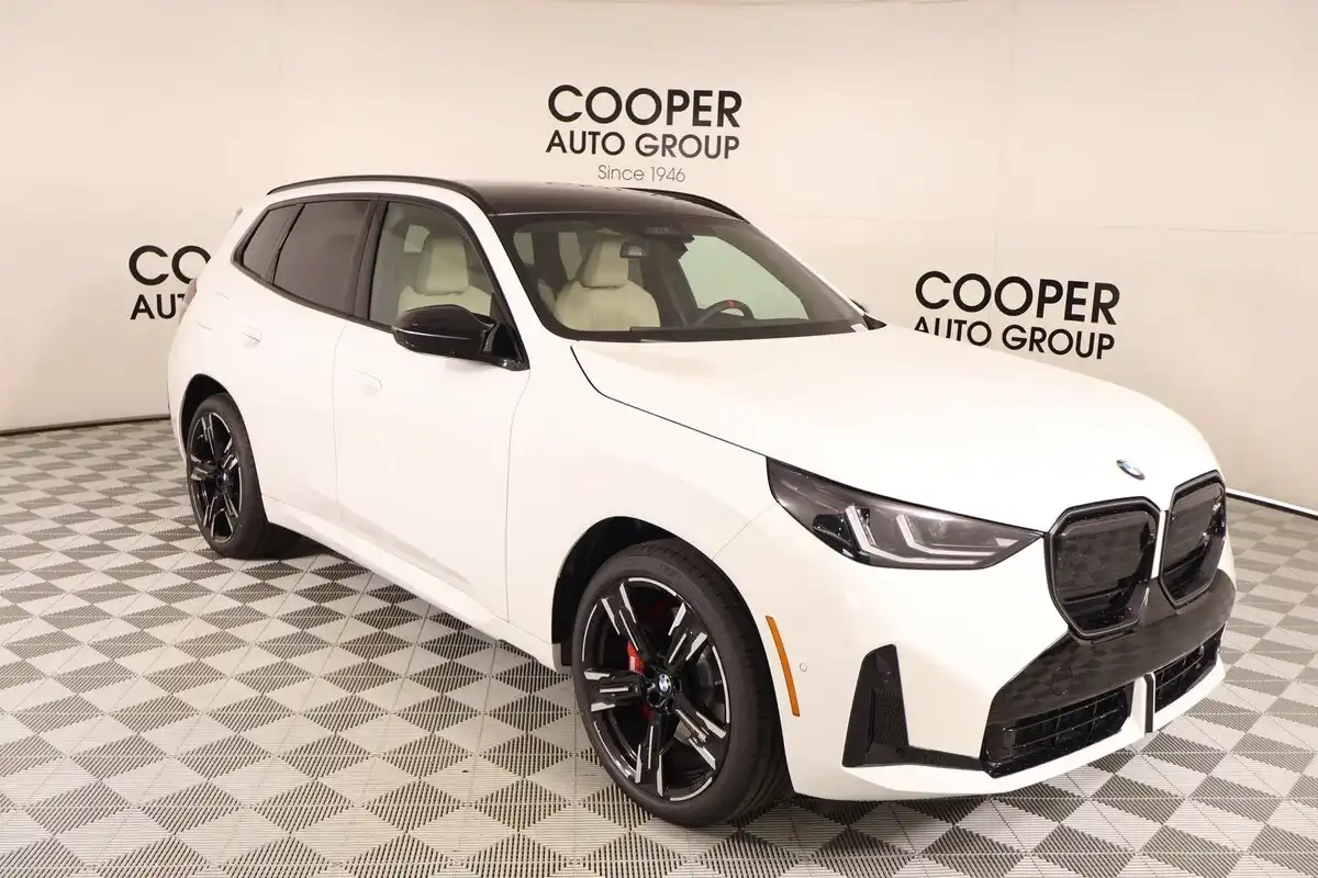 2026 BMW X3 M50 XDRIVE's photo