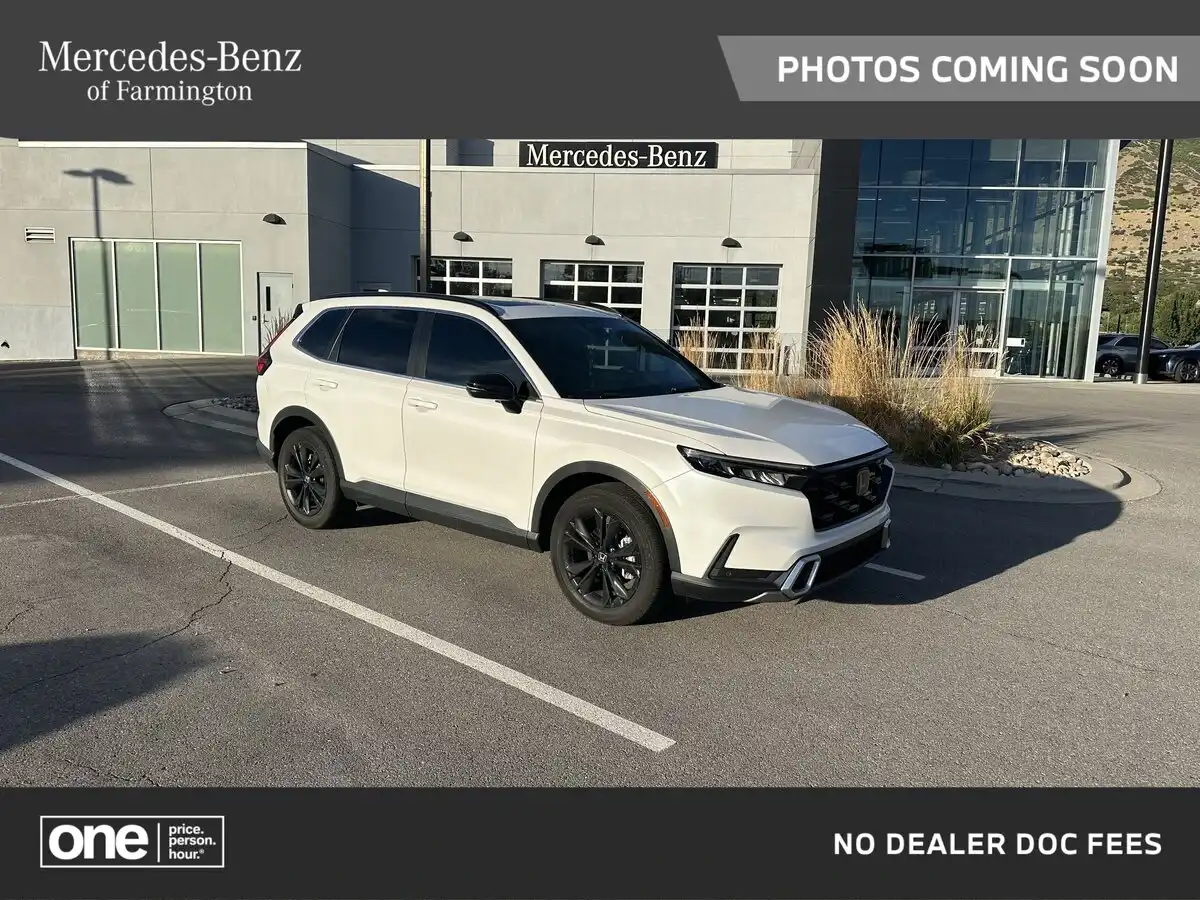 2023 Honda CR-V Hybrid Sport Touring AWD's photo