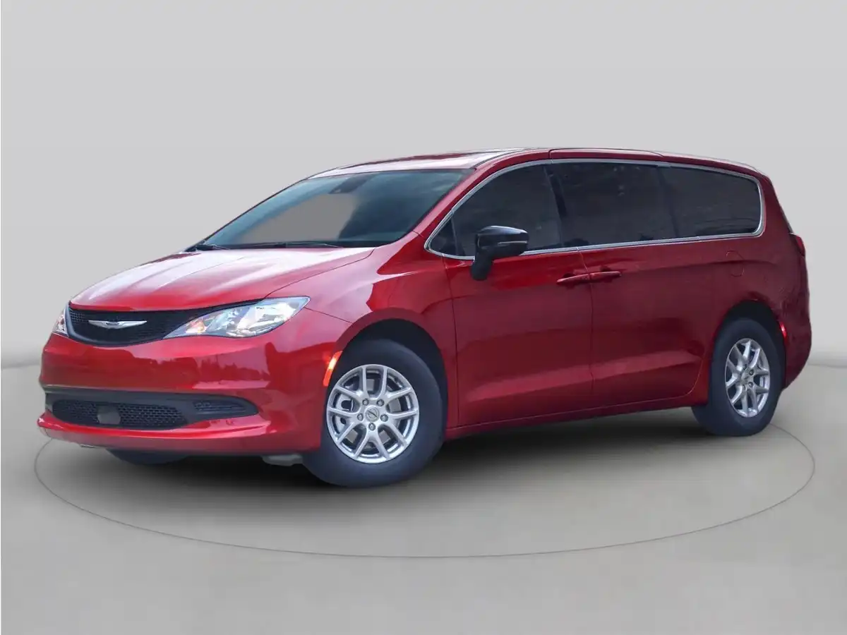 2026 Chrysler Voyager LX's photo