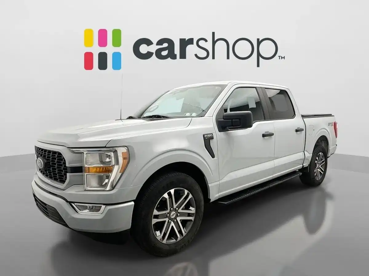 2022 Ford F-150 XL SuperCrew 5-1/2' Box's photo