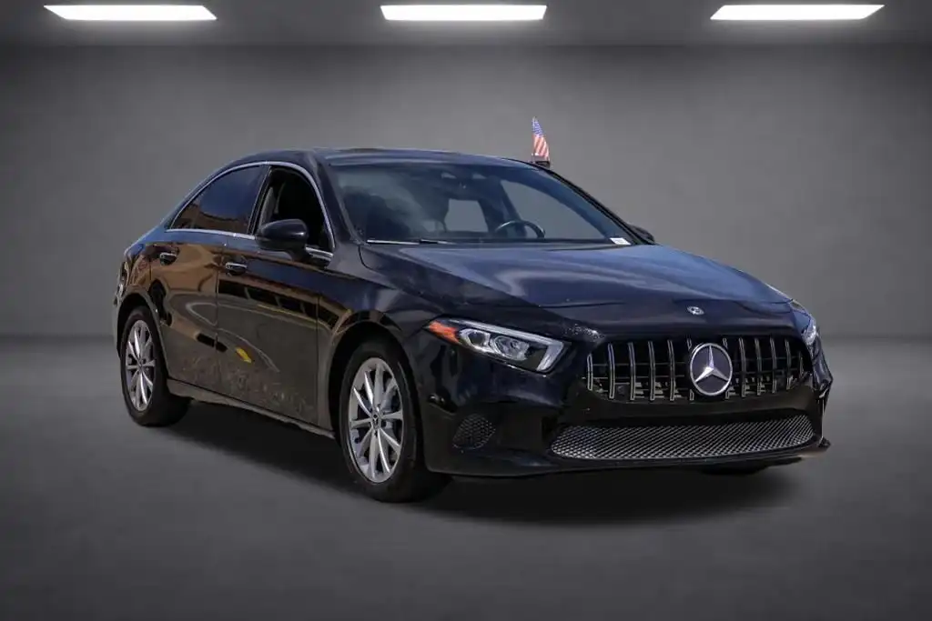 2020 Mercedes-Benz A-Class A220's photo
