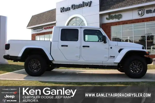 2026 Jeep Gladiator Sport S Auto's photo