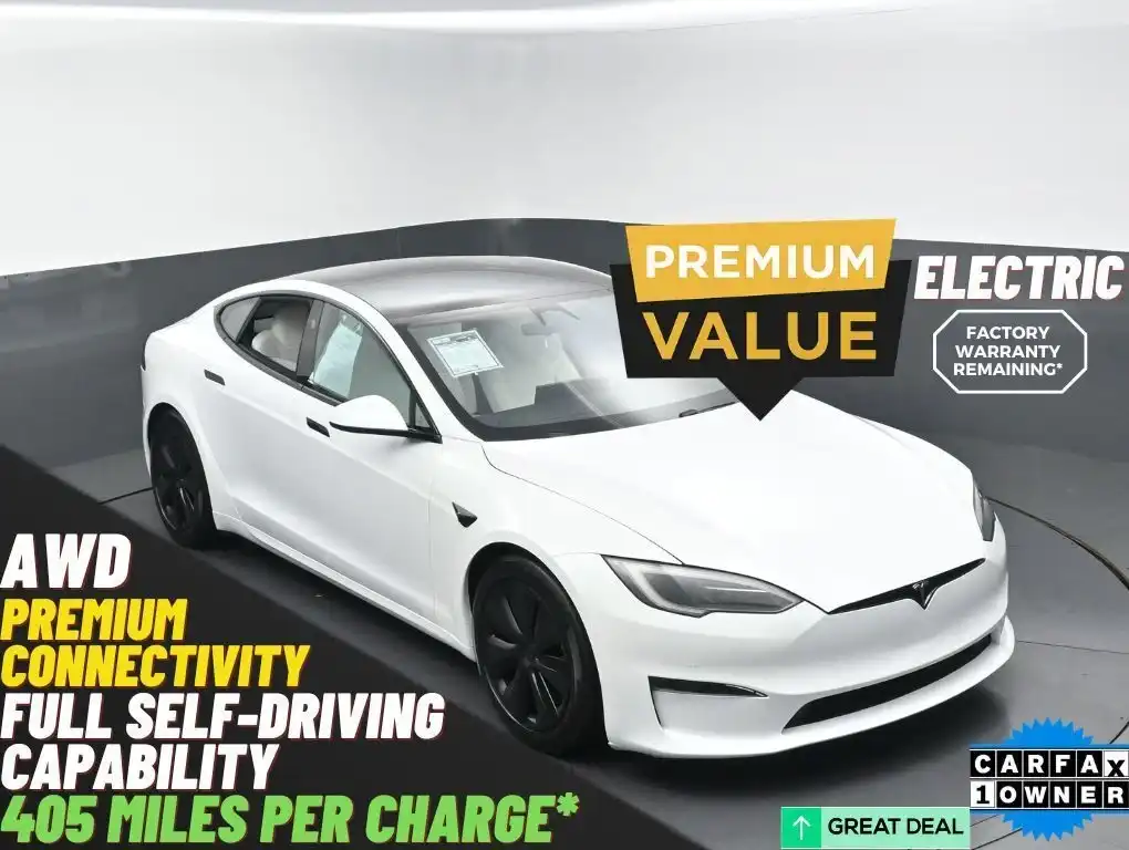 2023 Tesla Model S Standard Range's photo