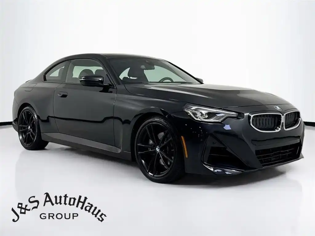 2024 BMW 2 Series 230i Coupe's photo