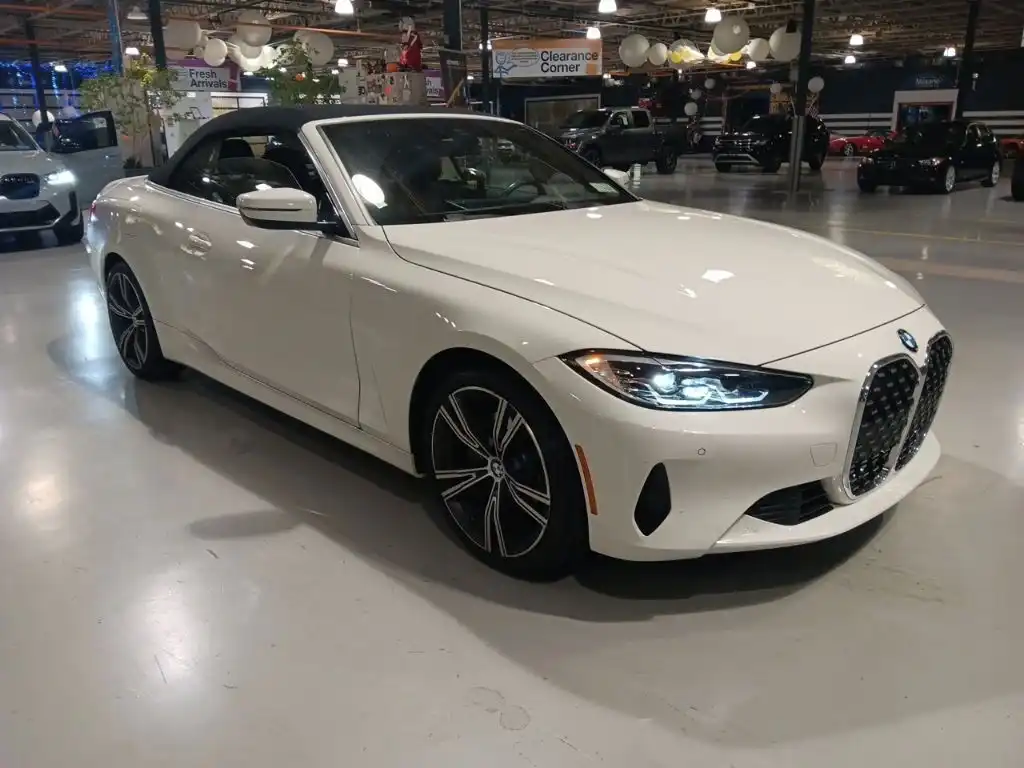 2024 BMW 4 Series 430i Convertible xDrive's photo