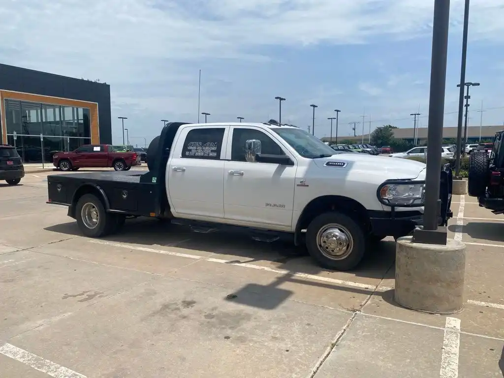 2019 RAM 3500 Tradesman 4X4 Crew Cab DRW's photo
