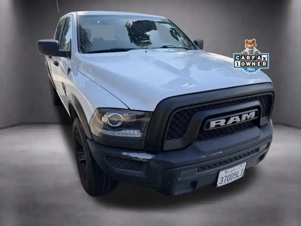 2022 RAM 1500 Classic Warlock 4WD Crew Cab 5'7's photo