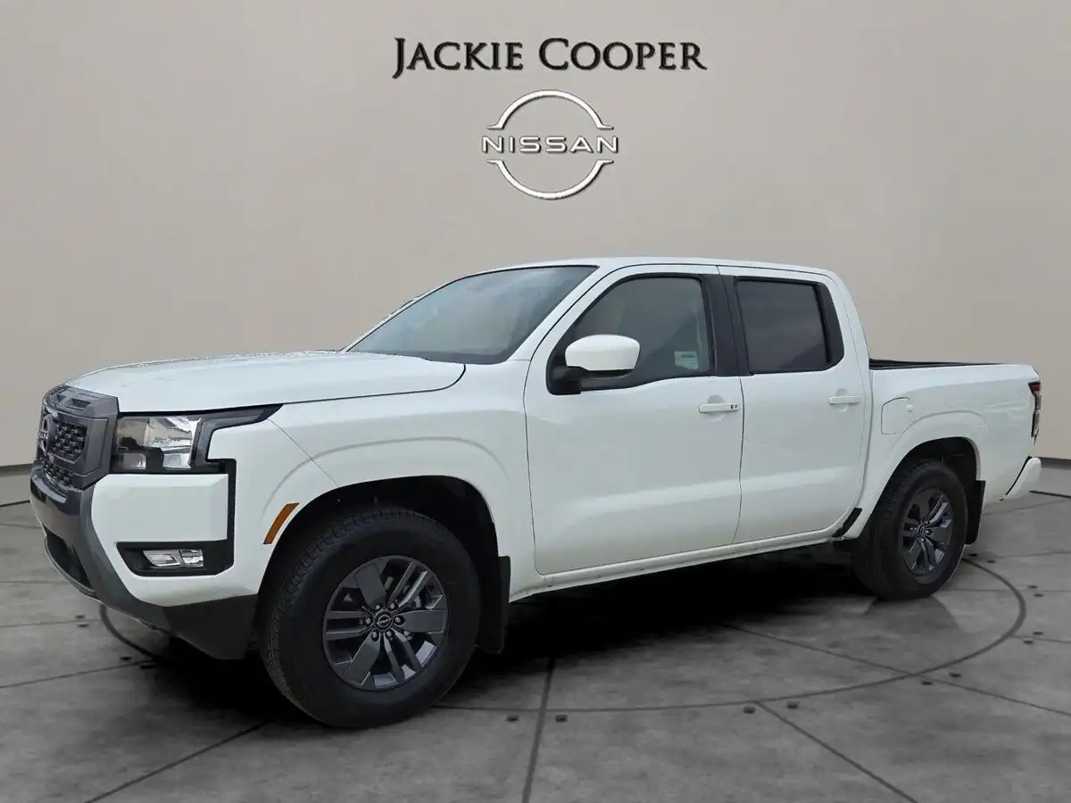 2025 Nissan Frontier SV Crew Cab 4X2 SWB's photo