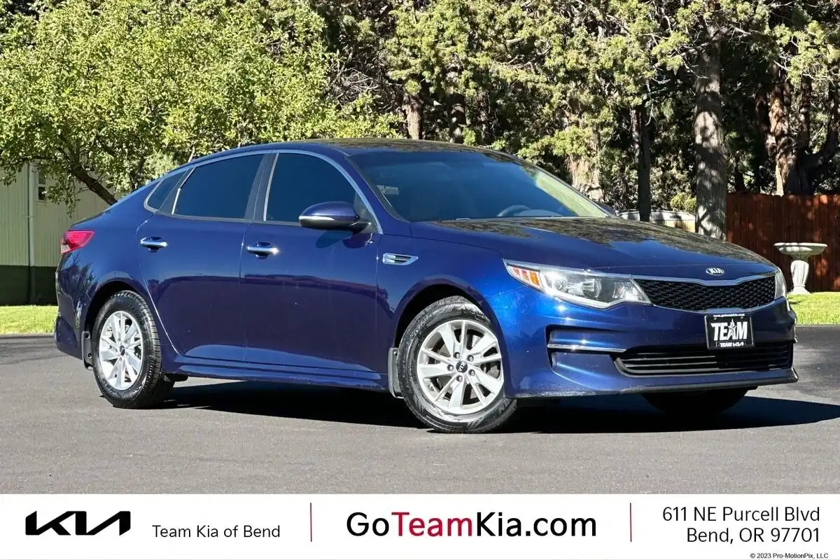 2016 Kia Optima LX AT's photo