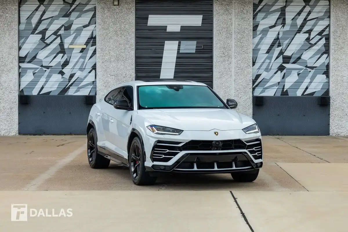 2019 Lamborghini Urus 4.0 V8's photo