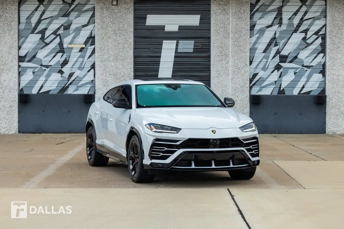 2019 Lamborghini Urus 4.0 V8's photo