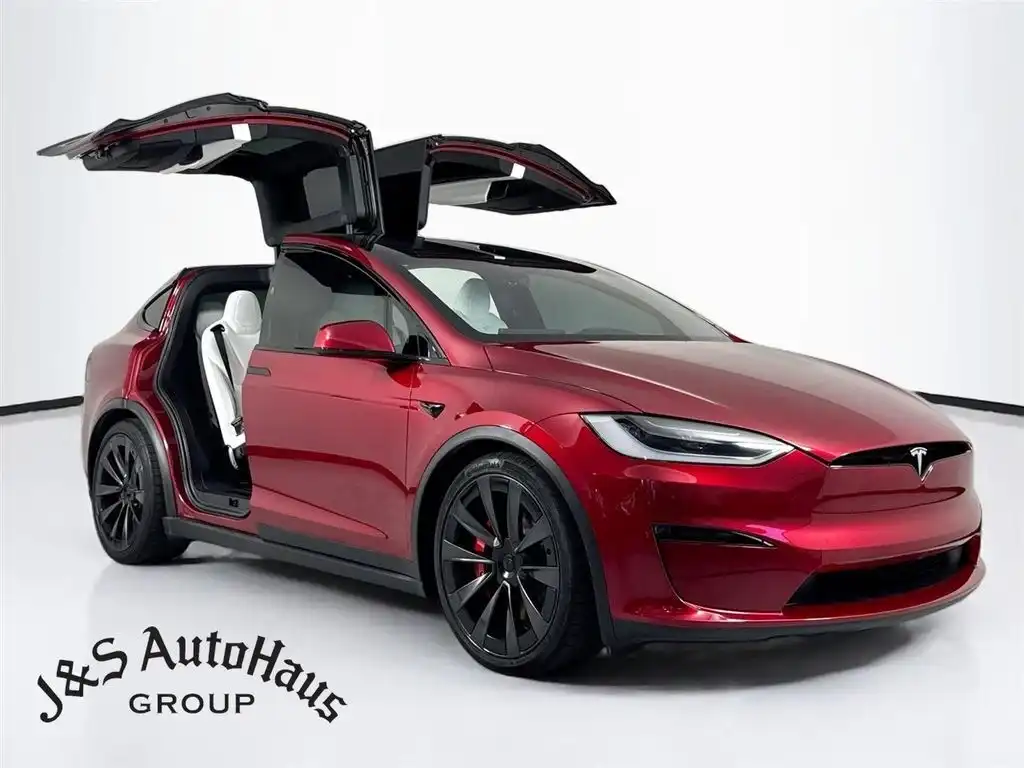 2024 Tesla Model X Plaid's photo