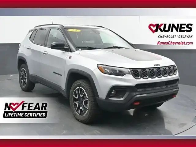 2025 Jeep Compass Trailhawk 4X4's photo